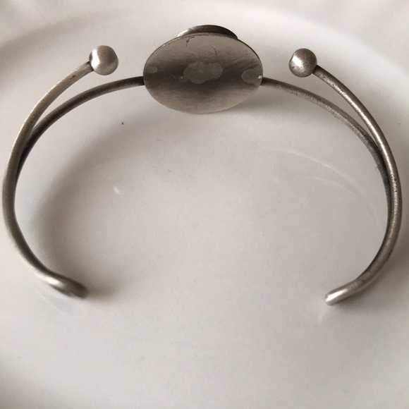 Mid Century Modernist cuff bangle - Picture 5 of 7